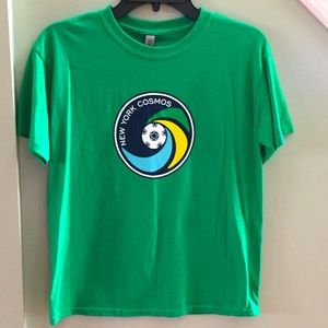 10 / $10 Soccer fans! New York Cosmos t-shirt